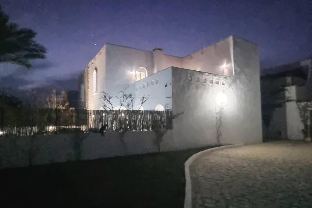 Villa Des Lotophages Aghīr Exteriör bild